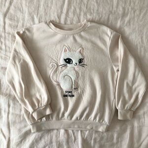 H&M kitty 🐱 appliqué sweatshirt